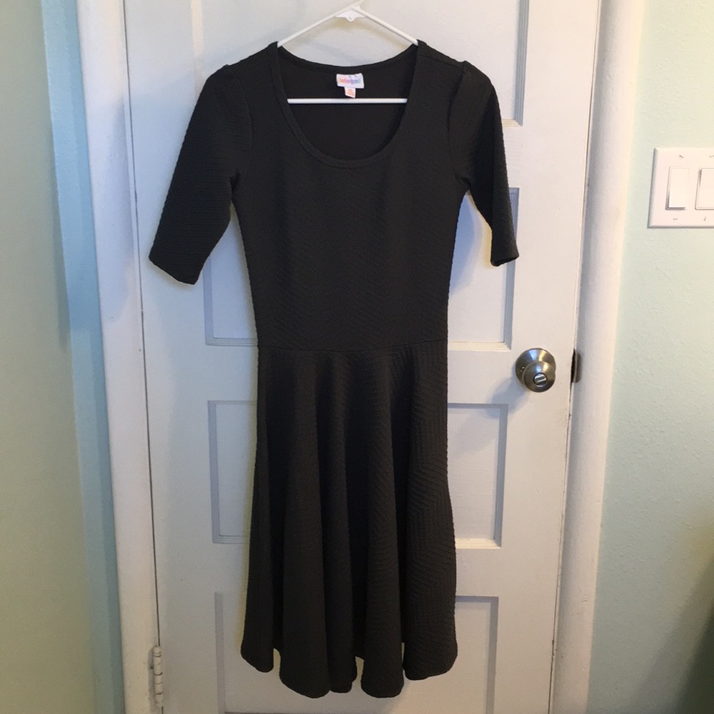 LuLaRoe Nicole, hunter green, never worn